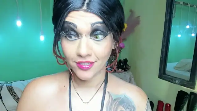 angelina_james_