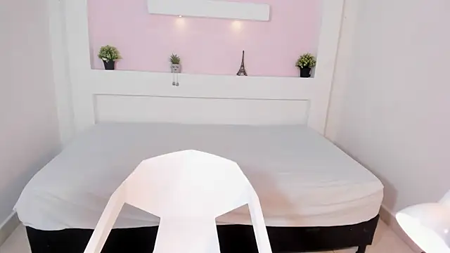 MiaFoxx7