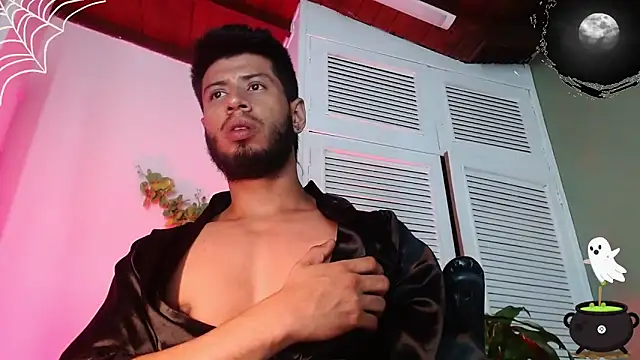 Colby_brown03 live cam screenshot male from Colombia on Ohstagram — Live Cams & Adult Streams