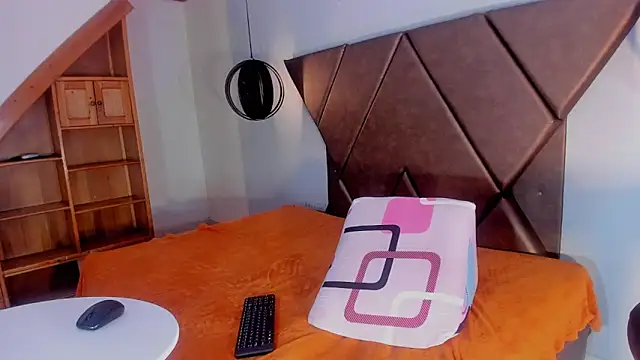 PenelopeGuzman__