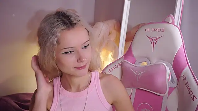 Celeste_eyes0n