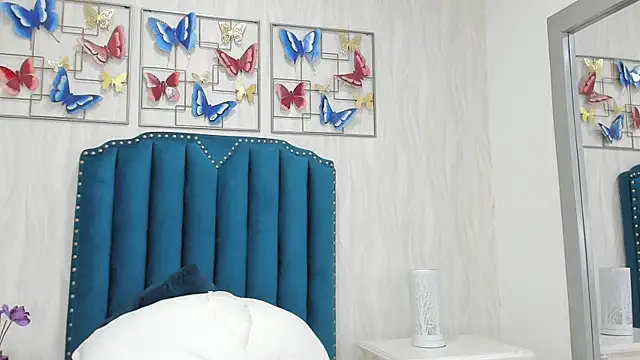 Alison_Carde05