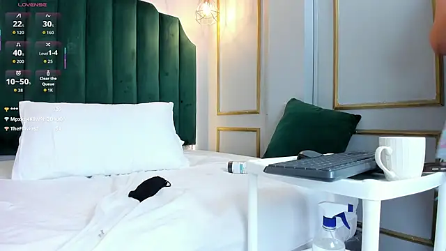 emmacold_ - EmmaCold_'s free webcam - UK Sex Cams