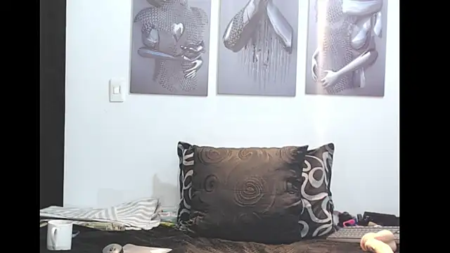 Roxanne_squirt