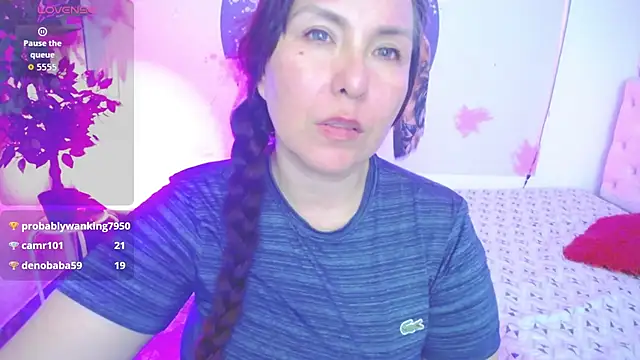 evelyn_mature19