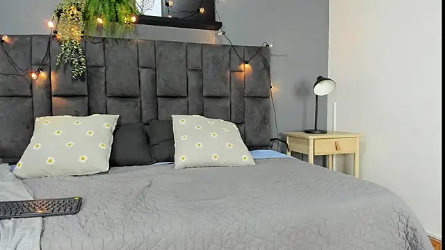 RiriiBrunette__