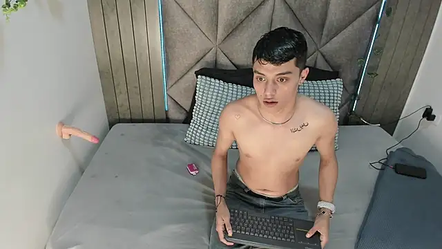 AAronBaker_