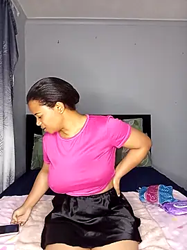 Sultrytits6