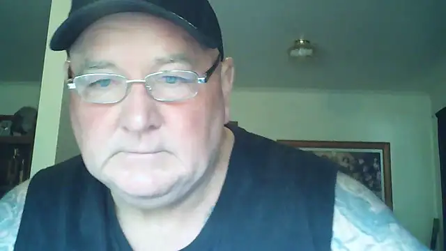 KINKYBLUEYES69