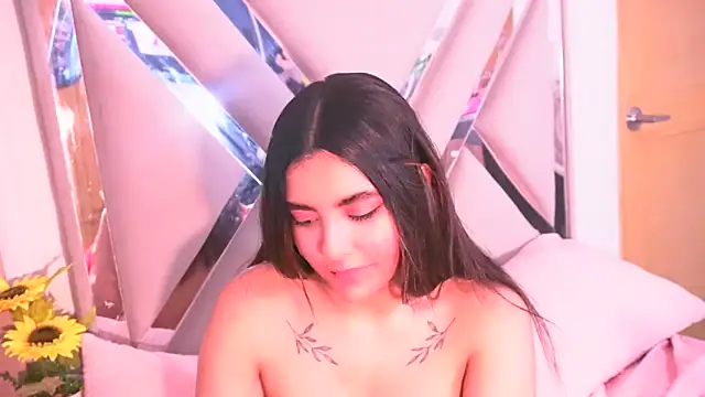 Dakota_Aroms