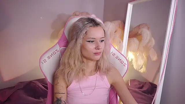 Celeste_eyes0n
