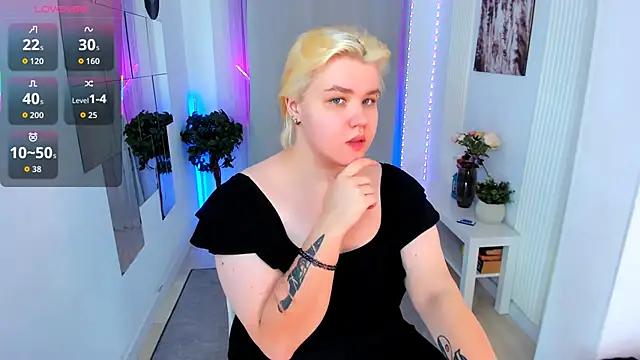 roxie_luna