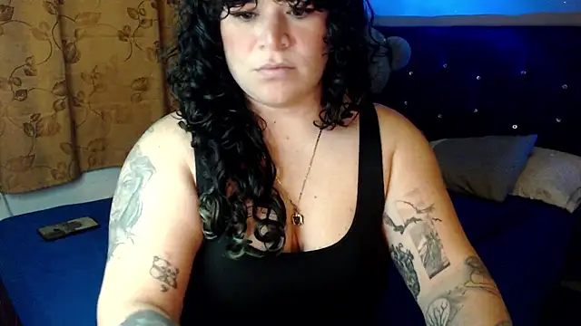 ANGELIQUE_KLANE
