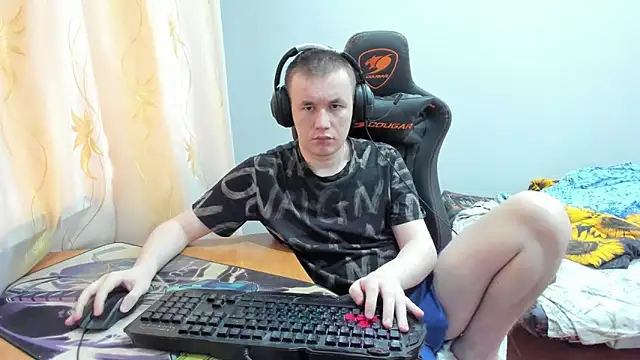 iliaskrislove - Iliaskrislove's free webcam - UK Sex Cams