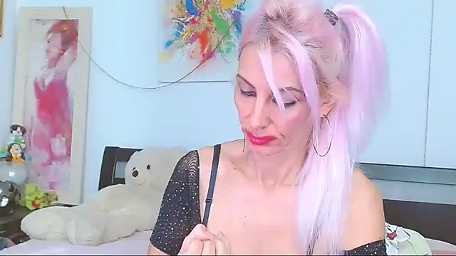 HoneyLara