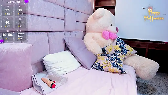 amina_west