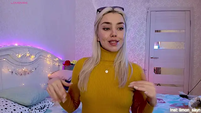 LillyMoure_