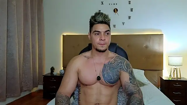 Steven_Velez