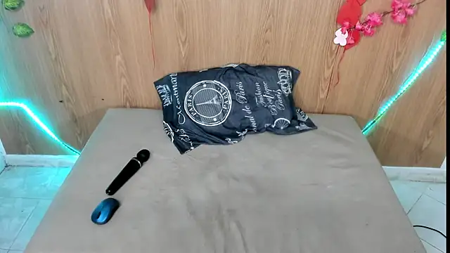 jenelotizz06