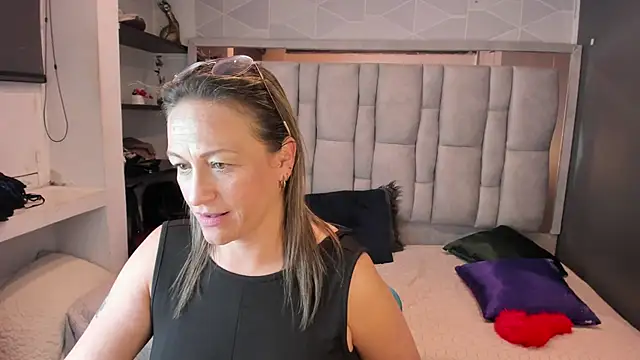 Charlot_milf