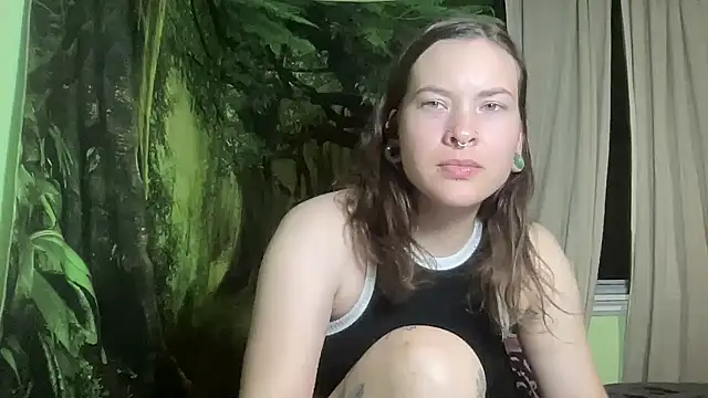mo0ngoddess - Mo0ngoddess's free webcam - UK Sex Cams