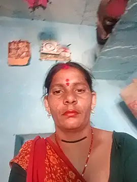 Tr_kirti webcam stripchat model stream image