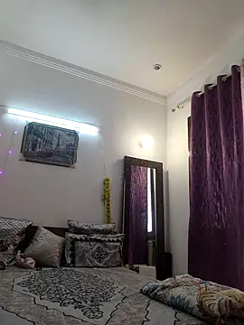Webcam Model (Archi-07)  is live.Free join now!
