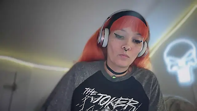 FRRANNKIE's Stripchat show and profile