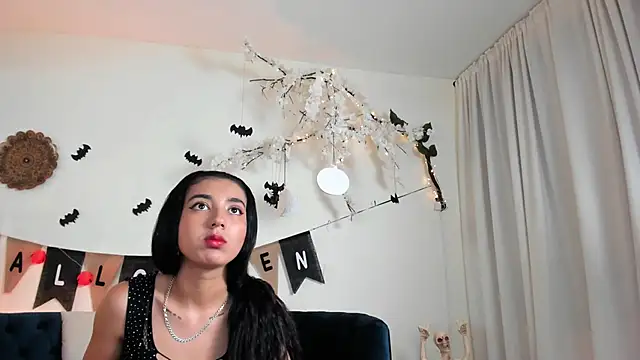cloe_taylor__