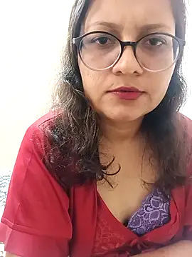 Mahira_sharma01