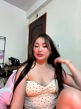 Nhi999