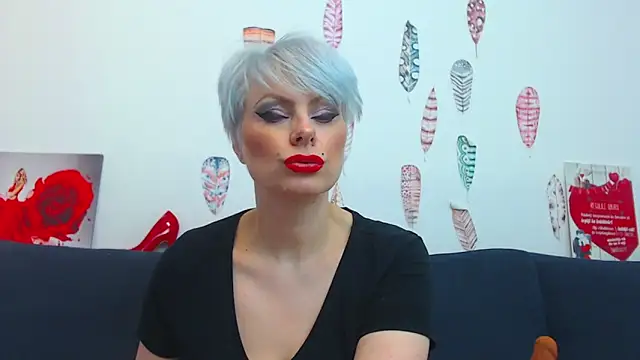 Playful_Goldie_ from StripChat is Freechat