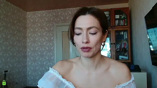 alicia_spicy