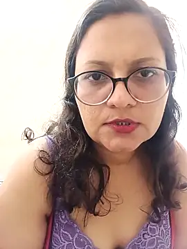 Mahira_sharma01
