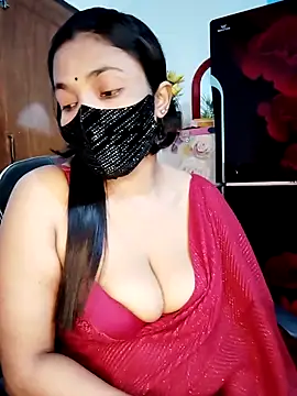 Webcam Model (Tina-Sen)  is live.Free join now!