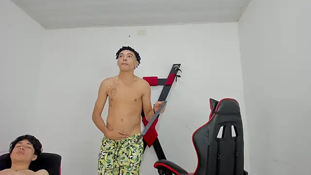 Horny_Young_Boys