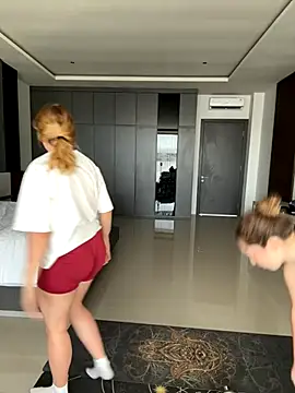 Nura_n_Sarah