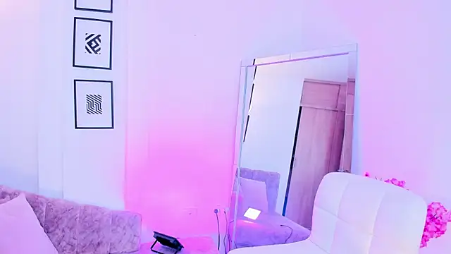 miavegas1 - Miavegas1's free webcam - UK Sex Cams