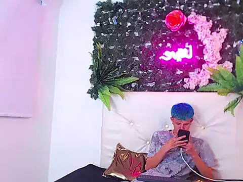 iam_lukas__