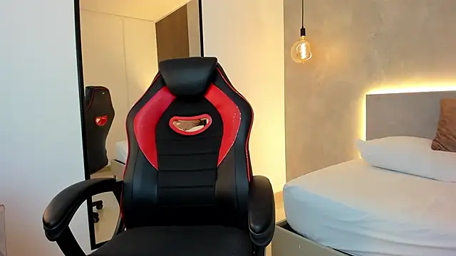 samantha_17_