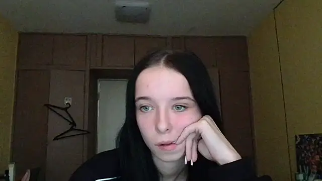 Emilia_Light