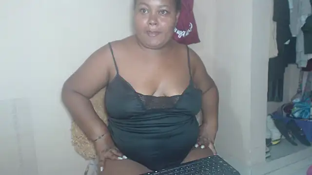 lorenxtaylor webcam stripchat model stream image