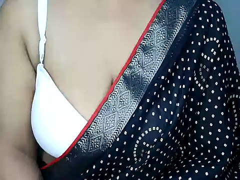 Komal_G webcam stripchat model stream image