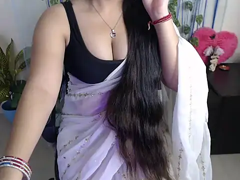 anika_bold