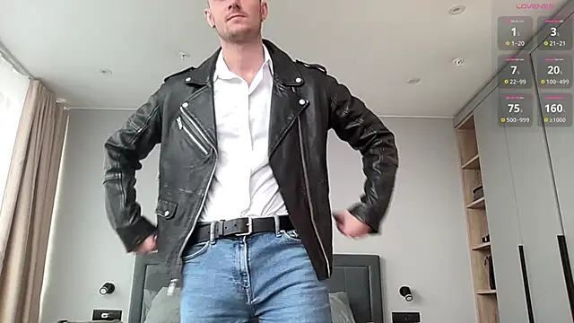 cute_mark from StripChat is Freechat