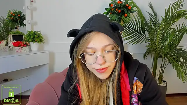 LayriantaVee