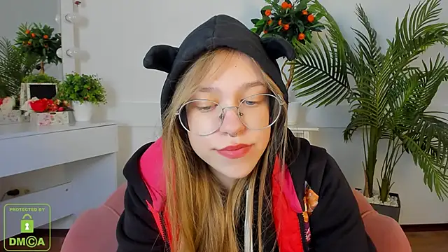LayriantaVee