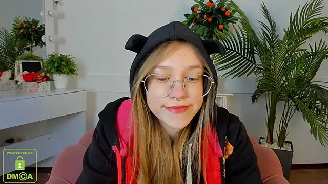 LayriantaVee