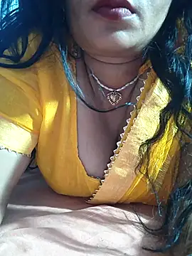 Webcam Model (Ritasingh-0461)  is live.Free join now!