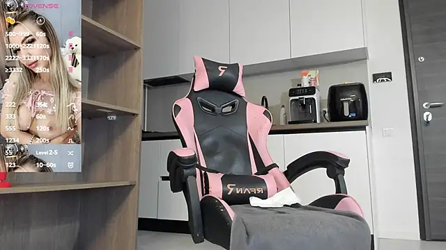 Megan_Ros